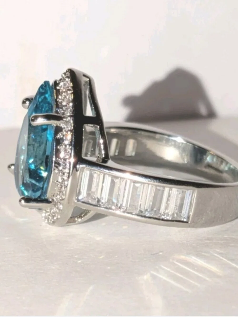Shimmering 5ct Pear Cut Lab Created Blue Topaz Ring 14k White Gold Plated Sz 6
